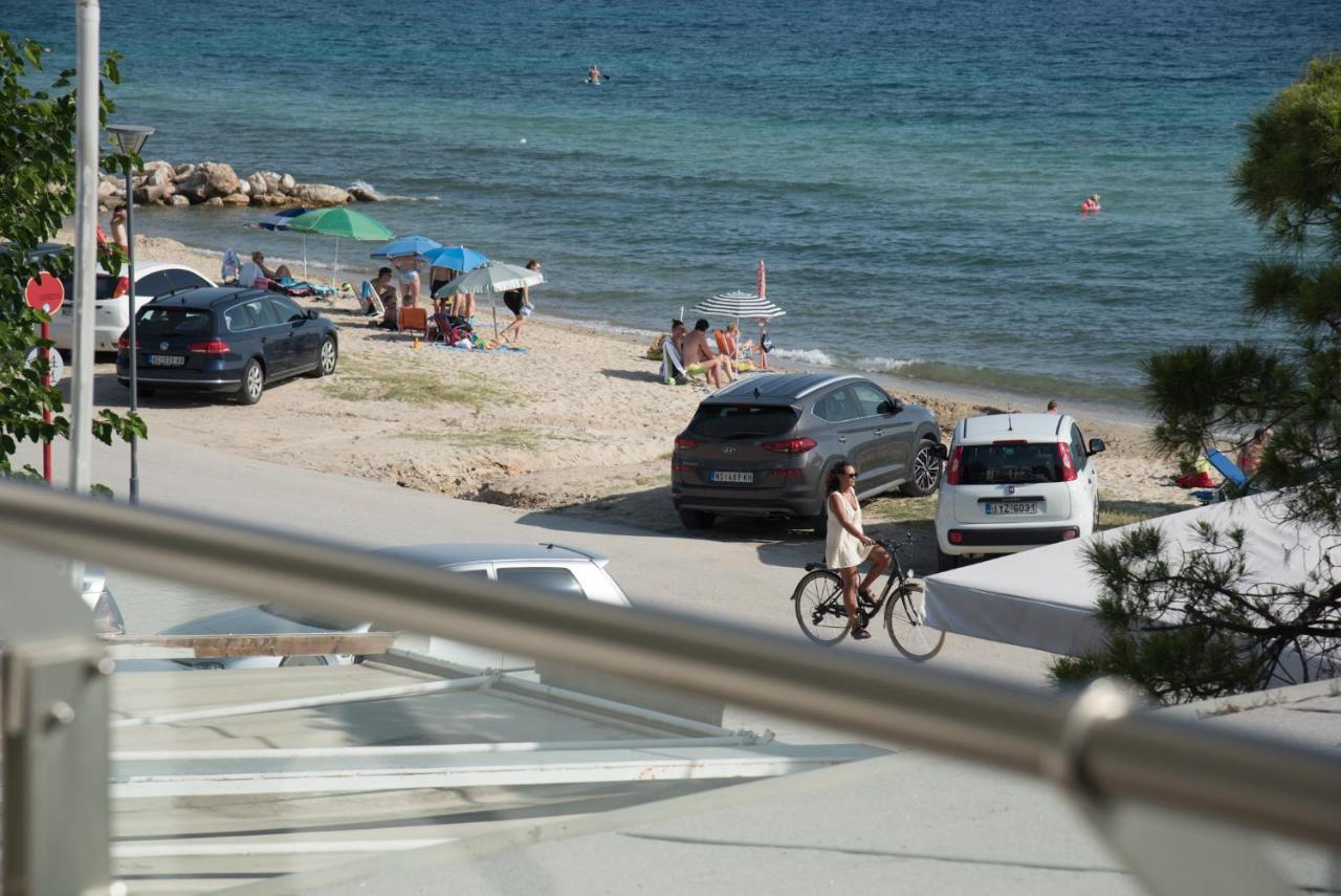 Vertigo Seaside Apartments Nikiti  Esterno foto